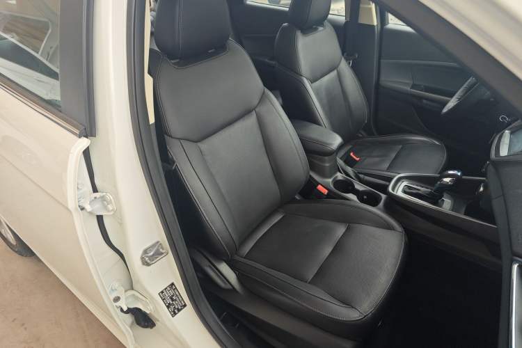 Used Ford Escort 2015 1.5L Automatic Fashion Model