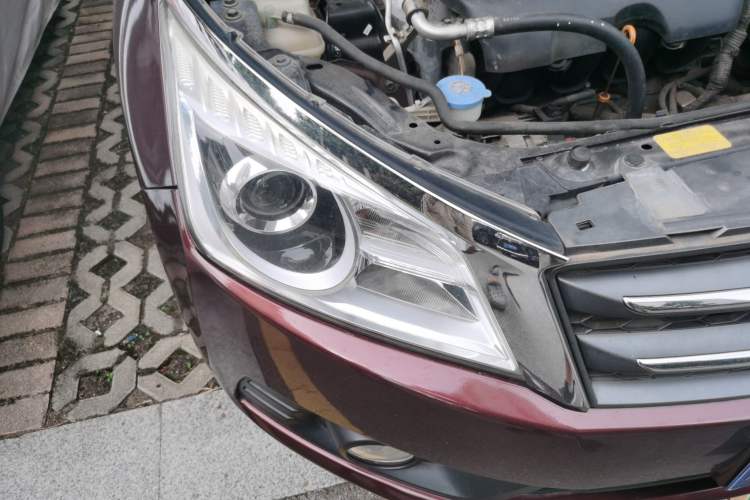 Used Venucia T70 2015 2.0L Manual RuiXiang Edition
