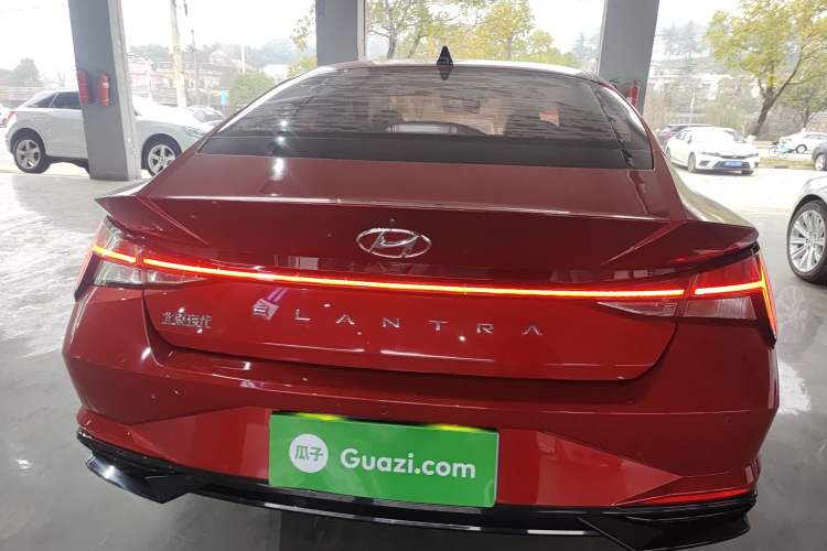 Used Hyundai Elantra 2021 1.5L CVT LUX Prestige Edition