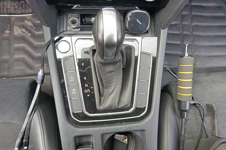 Used Volkswagen Magotan 2017 380TSI DSG Luxury Model Gear Lever