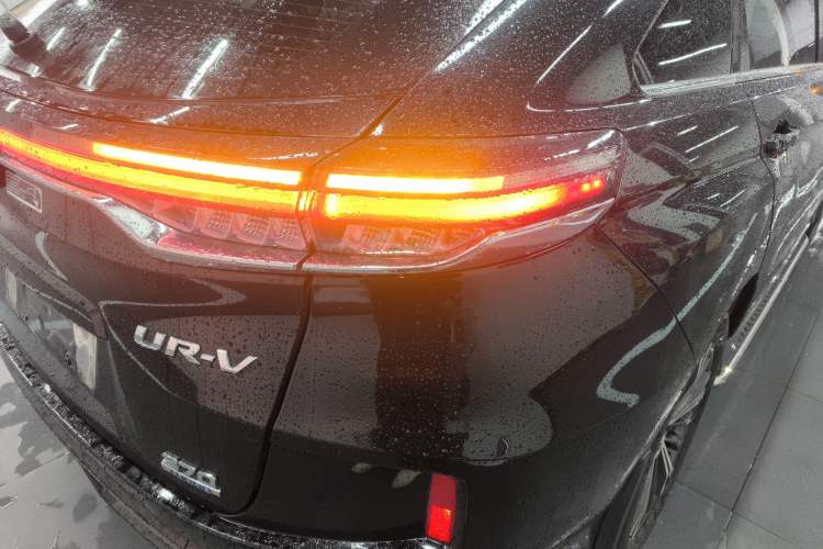 Used Honda UR-V 2020 370TURBO Two-Wheel Drive Luxury Edition Right Rear Taillight