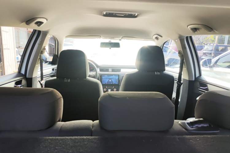 Used Volkswagen C-TREK 2020 1.5L Automatic Fashion Edition Headliner