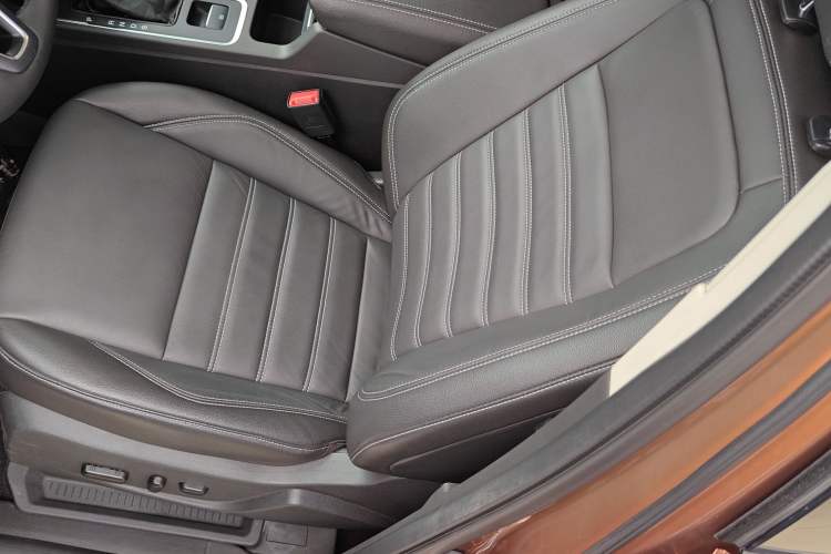 Used Ford Kuga 2018 Facelifted EcoBoost 180 Two-Wheel Drive Luxury Wing Edition