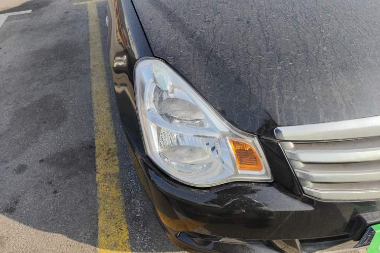 Used Nissan Sylphy 2012 Classic 1.6XE Manual Comfort Edition Right Front Headlight