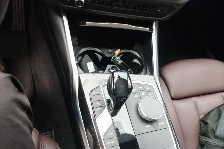 Used BMW 3 Series 2020 325Li M Sport Package Audio And AC Panel