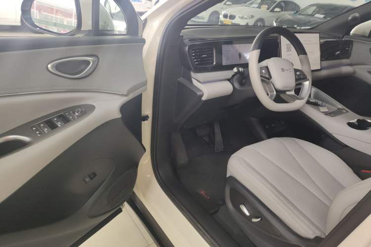 Used BYD Sealion 06 New Energy 2025 Model EV 605 Navigation Pro Edition
