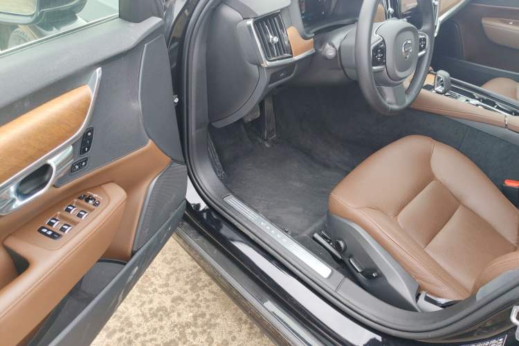 Used Volvo S90 2025 B5 Zhiyi Luxury Edition Driver Seat