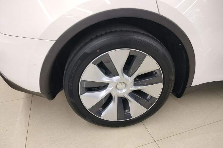 Used Tesla Model Y 2022 Rear-Wheel-Drive Version