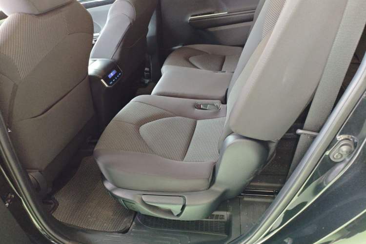 Used Toyota Highlander 2022 Dual-Engine 2.5L Two-Wheel Drive Elite Edition 7-Seater