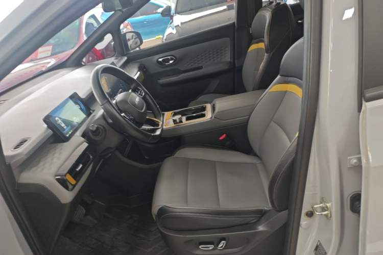 Used AION Y 2022 70 Intelligent Edition Lithium Iron Phosphate Left Front Seat