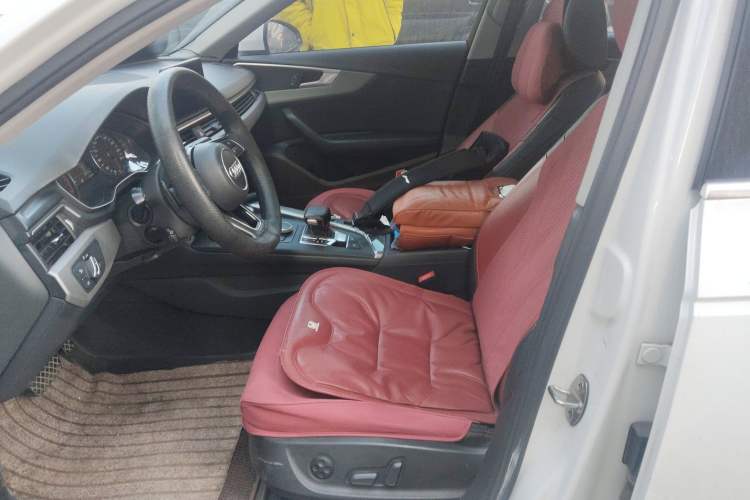 Used Audi A4L 2019 40 TFSI Ambition Version China V Left Front Seat