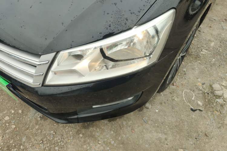 Used Volkswagen Santana 2015 1.6L Automatic Comfort Edition Left Front Headlight