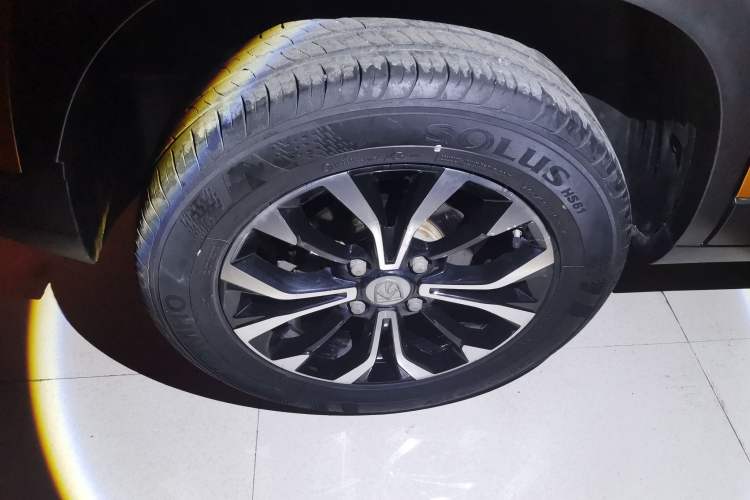 Used Baojun 510 2017 1.5L Manual Luxury Model Right Rear Wheel Hub