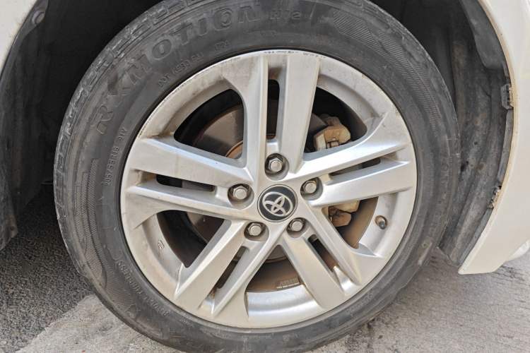 Used Toyota Levin 2019 Dual-Engine 1.8H E-CVT Luxury Edition China VI Standard