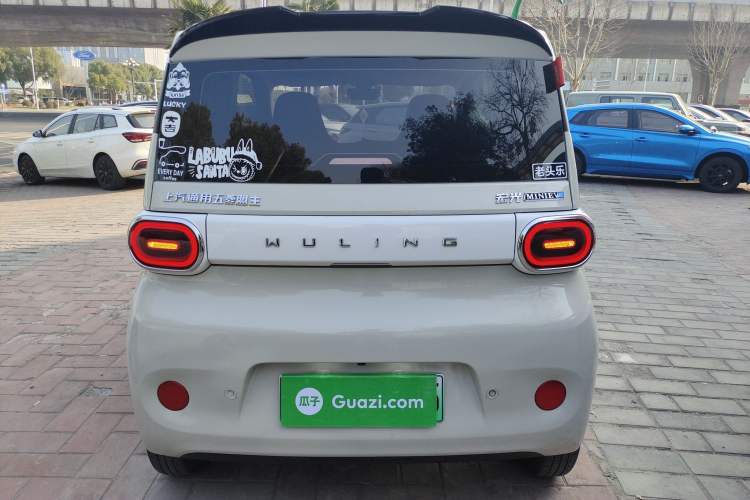 Used Wuling Hongguang MINIEV 2024 3rd Generation 215km Advanced Version
