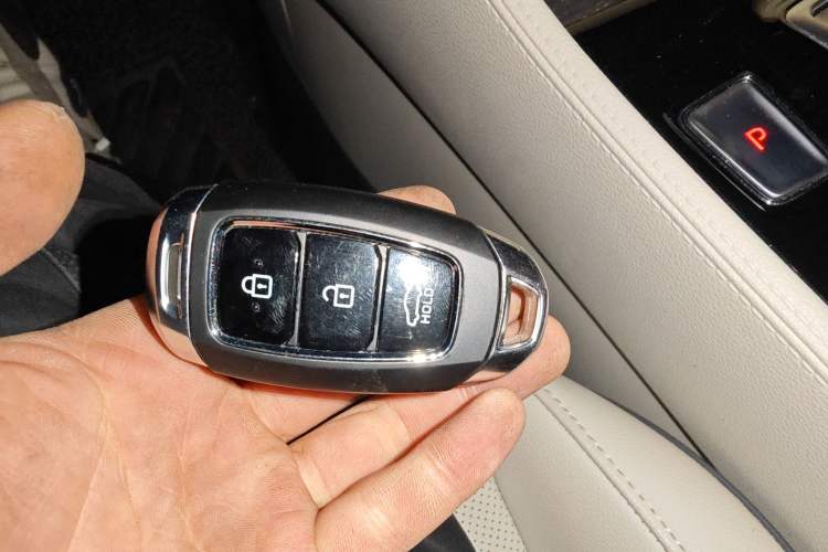 Used Hyundai Mistra New Energy 2021 LUX Premium Edition
