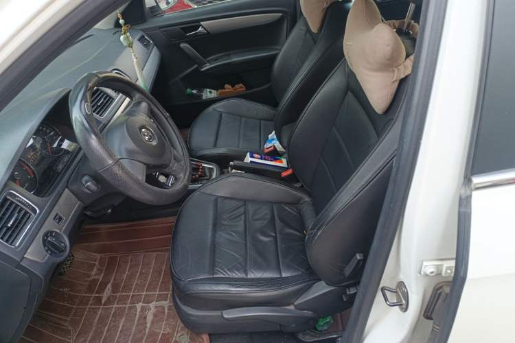 Used Volkswagen Lavida 2013 Restyled Classic 1.6L Automatic Comfort Edition
