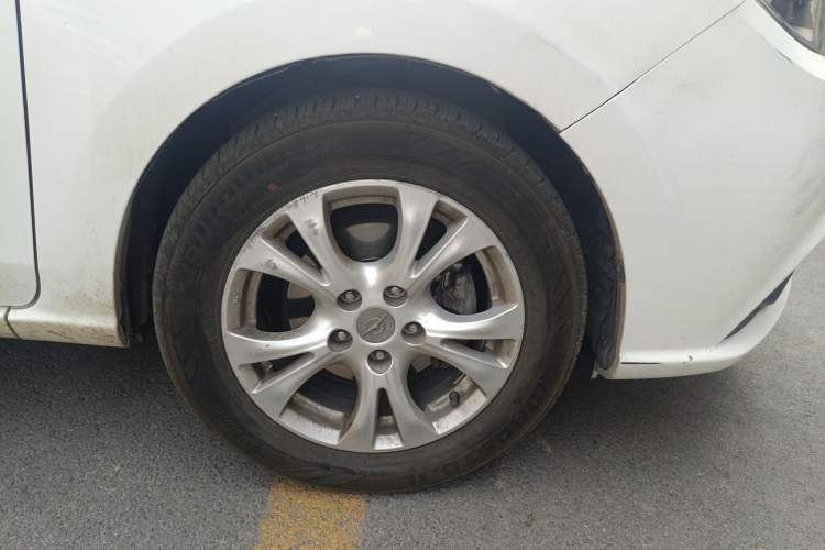 Used Haima Fumei F7 2017 1.5T 7-Seater Automatic Standard Edition Right Front Wheel Hub