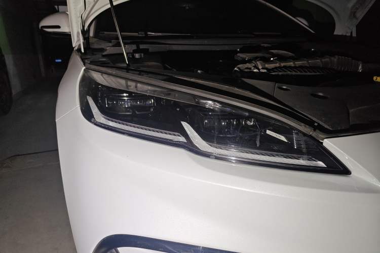 Used BYD Seal 06 New Energy 2024 DM-i 120KM Luxury Model Right Front Headlight