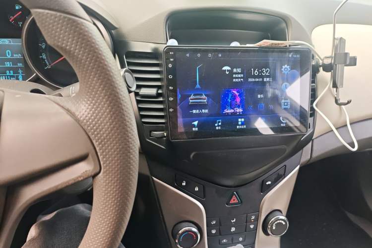 Used Chevrolet Cruze 2015 1.5L Classic SL MT
