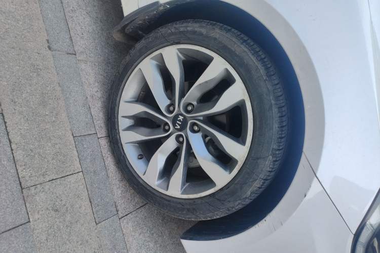 Used Kia K5 2014 2.0L Automatic LUXURY