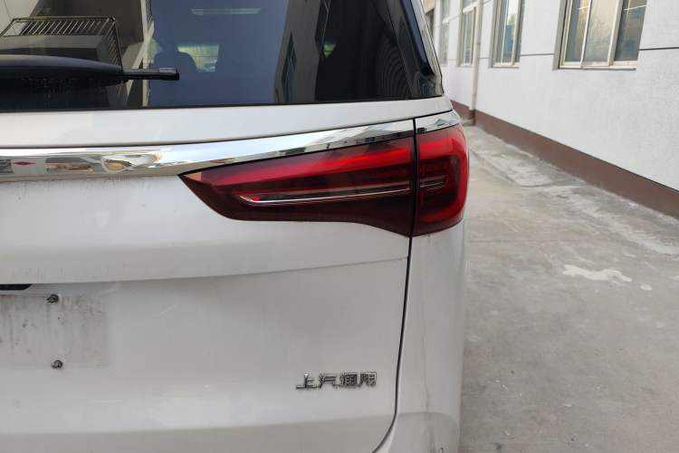 Used Buick GL8 2021 ES Landtrek 653T Luxury Model