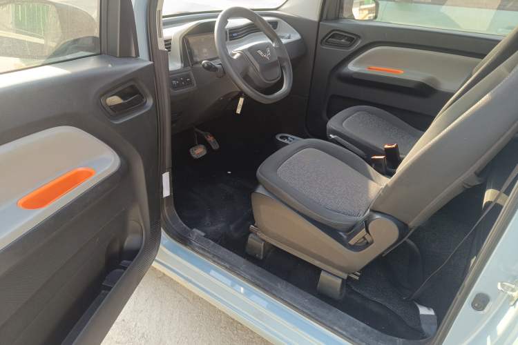 Used Wuling Hongguang MINIEV 2020 Zizai Version Lithium-NMC
