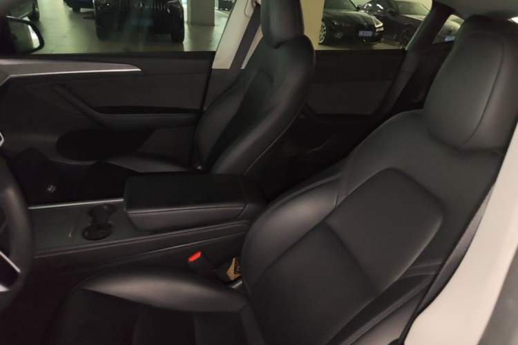 Used Tesla Model Y 2023 Rear-Wheel-Drive Version