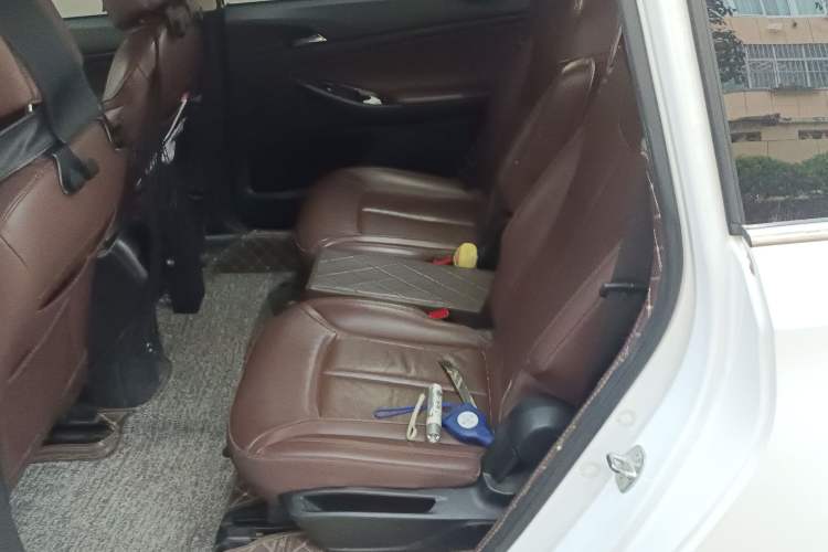 Used Buick GL6 2018 18T 6-Seater Prestige Model