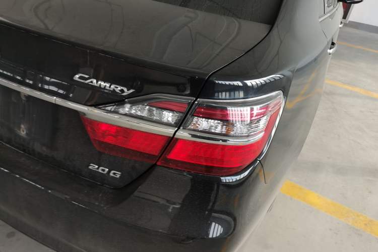 Used Toyota Camry 2016 2.0G 10th Anniversary Leading Edition