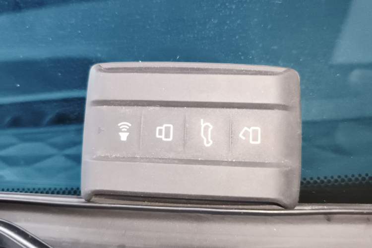 Used Tank 300 2021 Off-Road Edition 2.0T Conqueror Vehicle Key