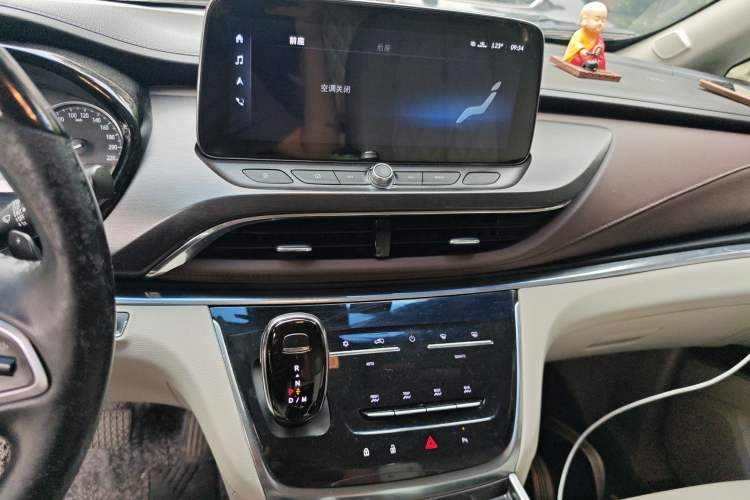 Used Buick GL8 2020 Land Business Class 652T Luxury Model Audio And AC Panel