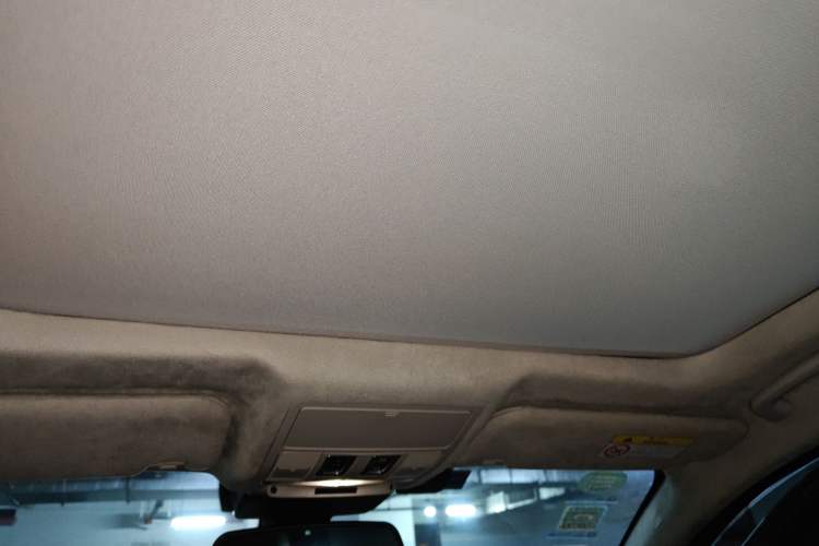 Used Jaguar XFL 2018 XFL 2.0T 250 PS Luxury Edition Headliner