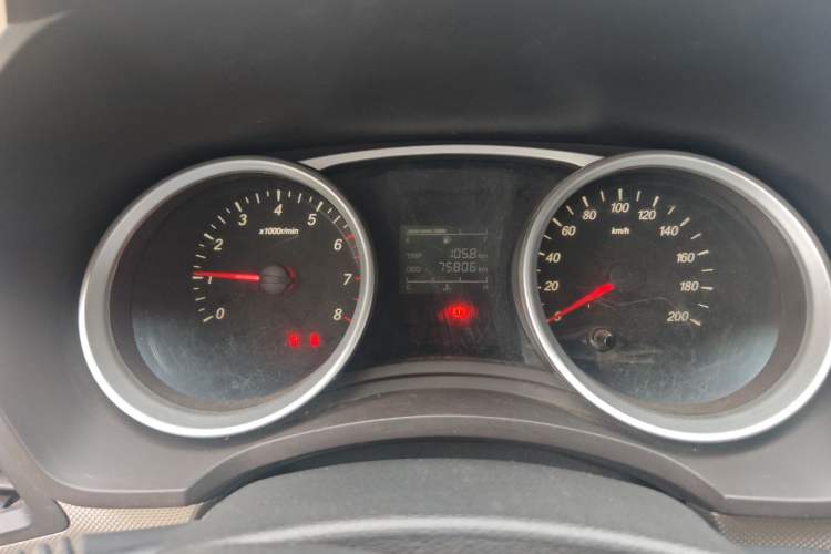 Used Wuling Hongguang 2019 1.5L S Comfort Edition China VI LAR Instrument Cluster