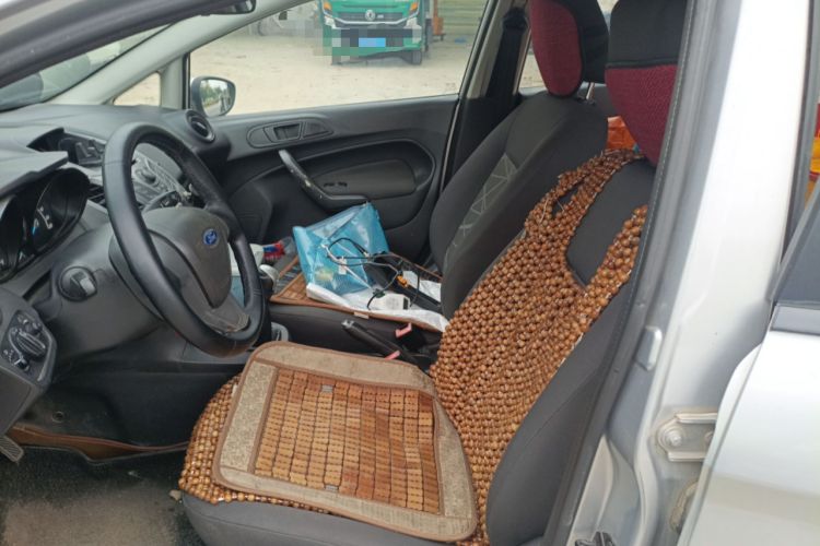 Used Ford Fiesta 2013 Sedan 1.5L Manual Fashion Edition Left Front Seat