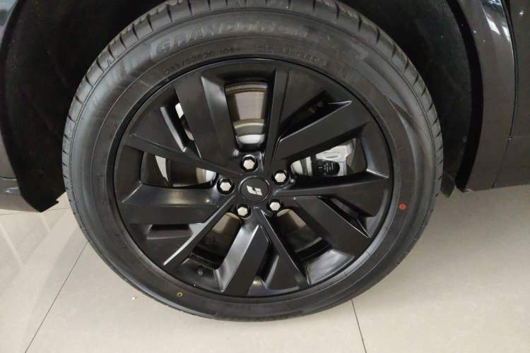 Used Li Auto L7 2023 Pro Model Right Rear Wheel Hub