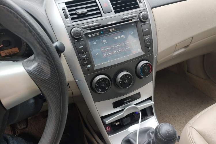 Used Toyota Corolla 2011 1.6L Manual GL