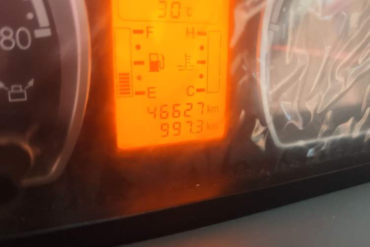 Used Dongfeng Yufeng 2016 2.5T Lingyun Edition Yulibao Premium Short Wheelbase Mid-Roof ZD25