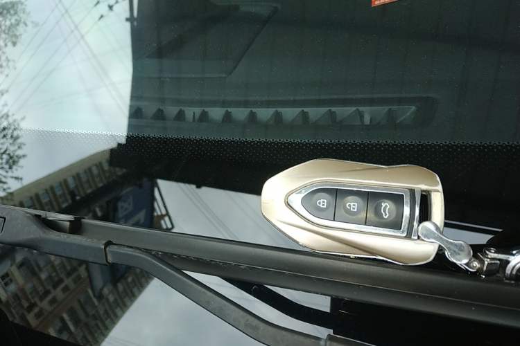 Used Zotye SR9 2017 2.0T Automatic Ultimate Edition
