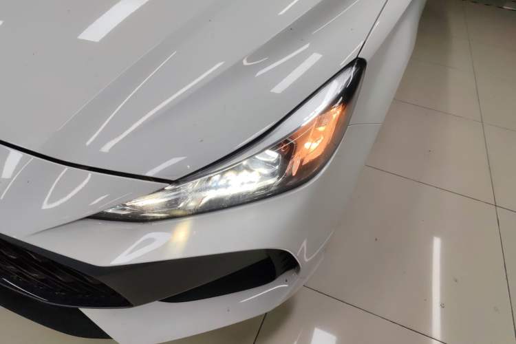 Used MG 5 2023 180 DVVT Manual Fashion Edition
