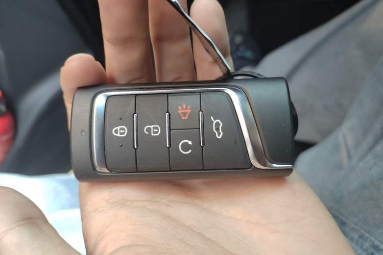 Used GAC Trumpchi M6 2025 Model MAX 270T WDCT Luxury Edition Vehicle Key