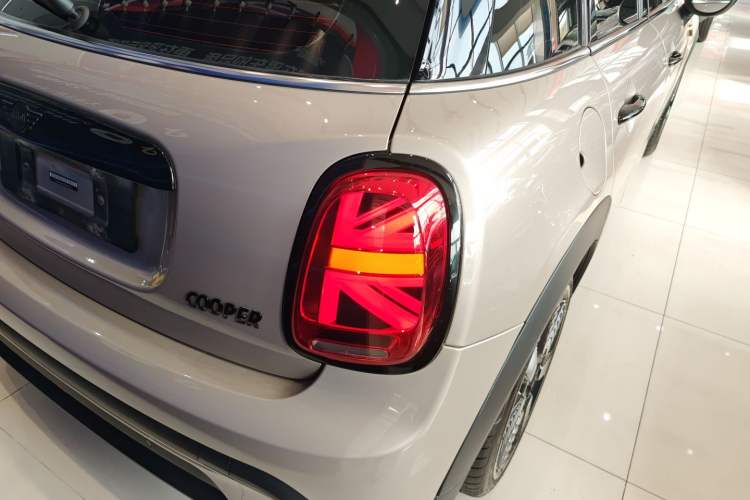 Used MINI 2022 1.5T COOPER Five-Door Edition The Coopers Commemorative Version
