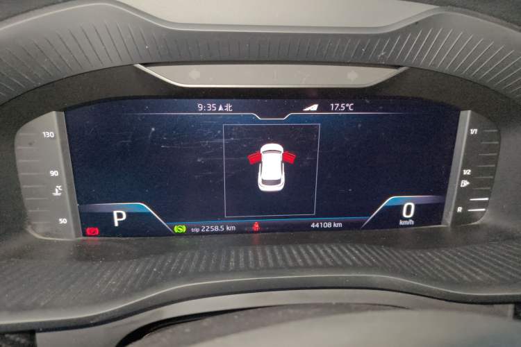 Used Skoda Kodiaq GT 2019 TSI330 Two-Wheel-Drive Luxury Edition China VI Standard Instrument Cluster