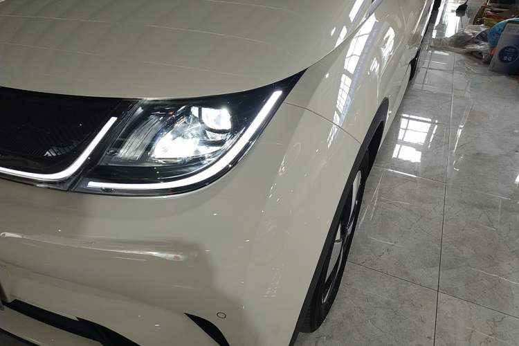 Used BYD Dolphin 2023 420 km Fashion Edition