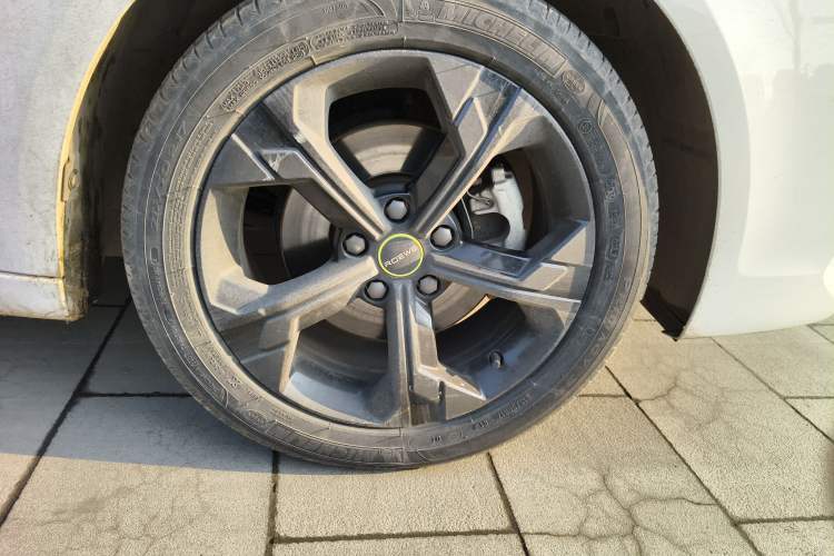 Used Roewe i6 MAX 2020 300TGI Automatic "Swell Cool Smart Drive" Edition