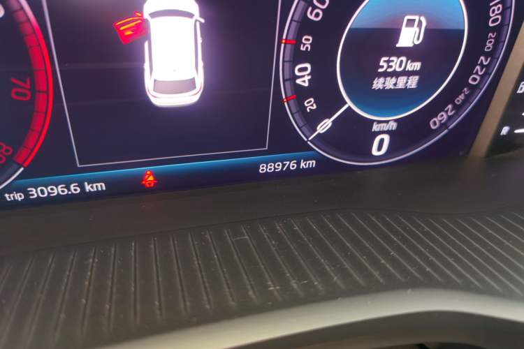 Used Skoda Kodiaq 2019 Facelifted TSI330 7-Seater Two-Wheel-Drive Luxury Enjoyment Edition China VI Standard Odometer Close Up