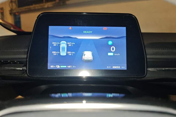 Used Wuling E5 2024 510 km Standard Version
