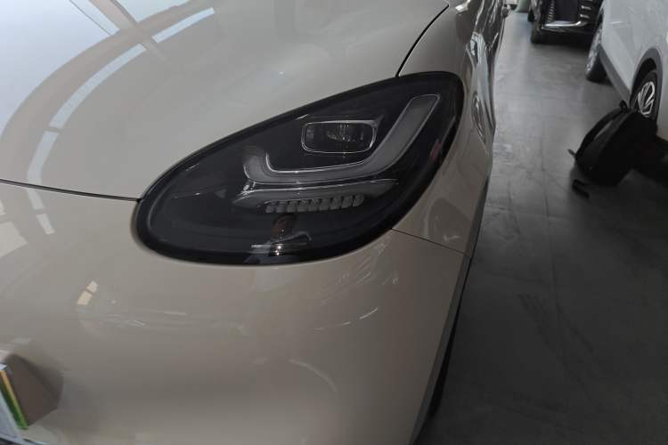 Used Wuling Bingo 2024 333 km Enjoyment Version Left Front Headlight