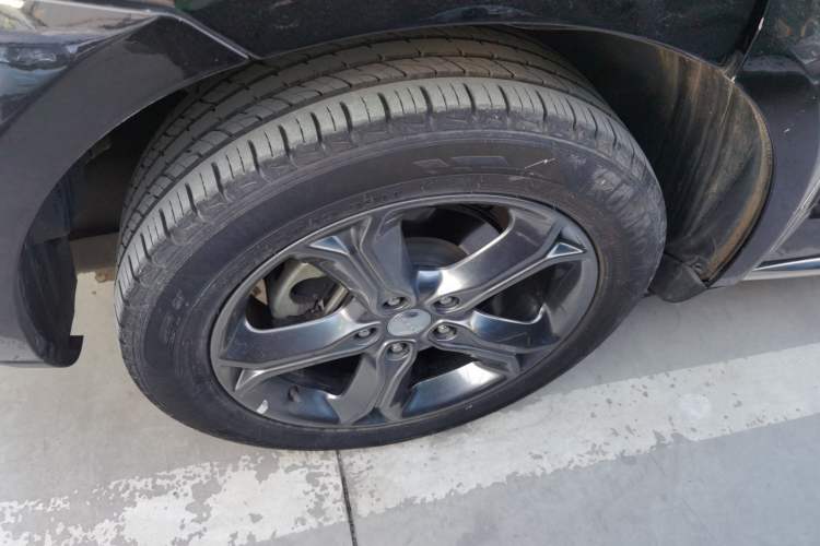 Used Dodge Journey 2016 2.4L Two-Wheel-Drive Touring Edition Exterior 8