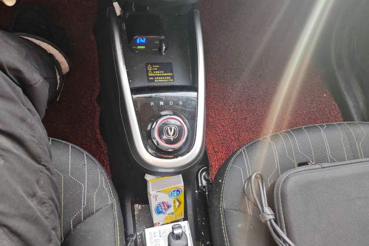 Used CHANGAN OSHAN Benni E-Star 2021 National Edition Xin Yue Version Lithium Iron Phosphate (31.86 kWh) Gear Lever